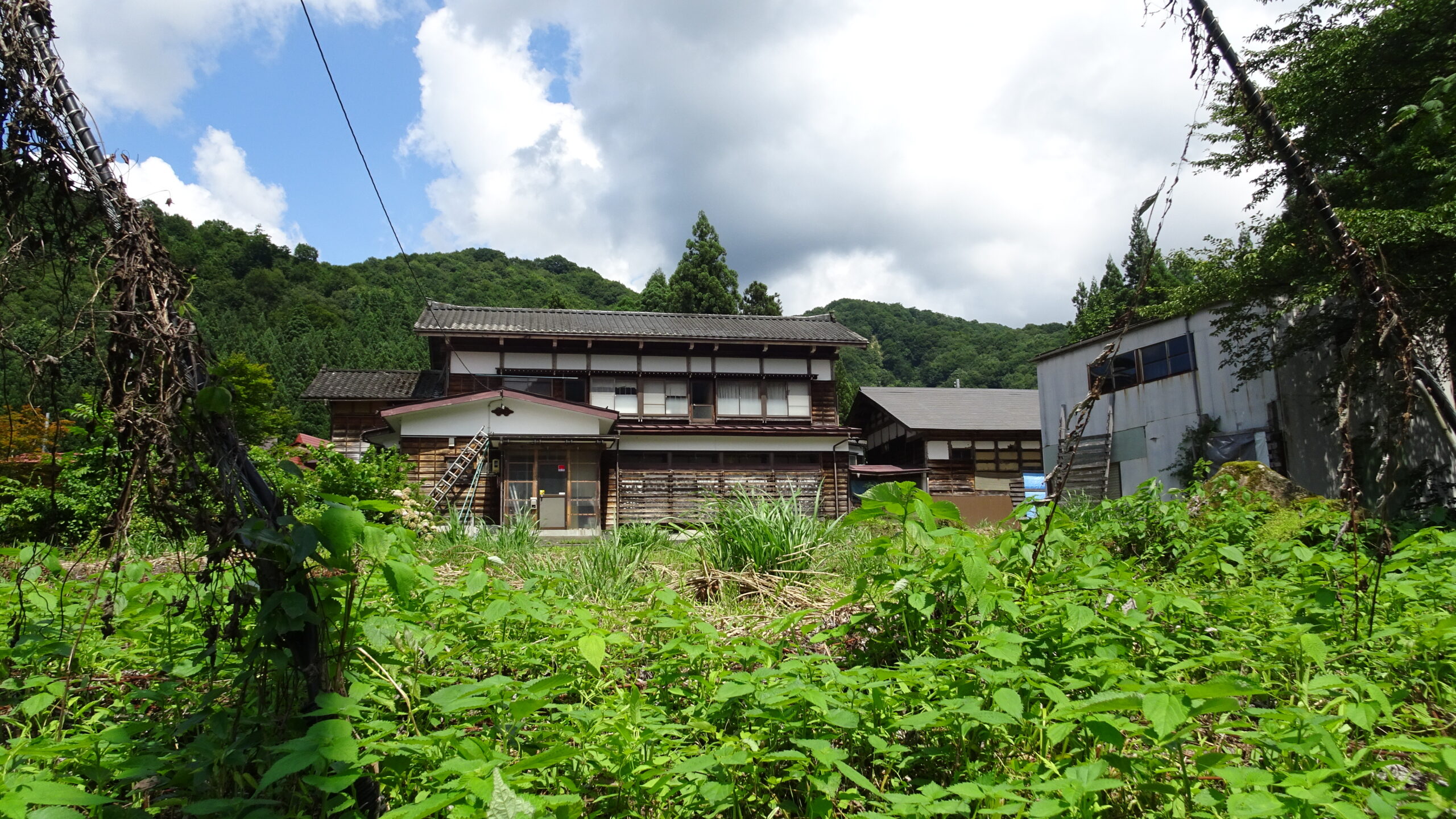 【売戸建 中古11LK】新潟県南魚沼市蛭窪　750万円