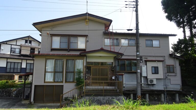 【売戸建 中古6DK】新潟県南魚沼市浦佐　価格500万円